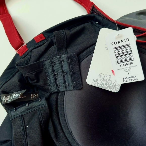 Torrid Harry Potter Fangirl Hogwarts Crest One-Piece Swim Dress Underwire 1X NWT - Picture 13 of 15